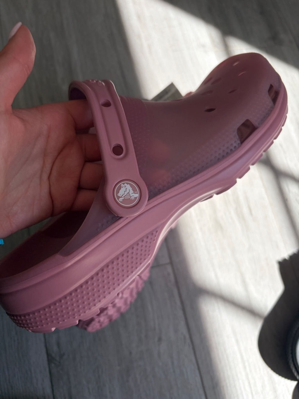 Crocs Classic women's frosted clog brand new with tags - Picture 4 of 5